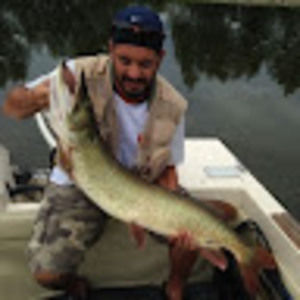 Meet your Posher, Adrian